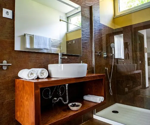 Quinta Chao Da Bispa * Оливейра-ду-Ошпитал